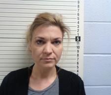 Nikki Calhoun (Source: Cleburne Co. Sheriff's Office via Vinelink)